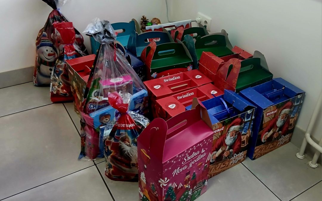 Поклон пакетићи од фирме „Енерго Делић“ д.о.о.