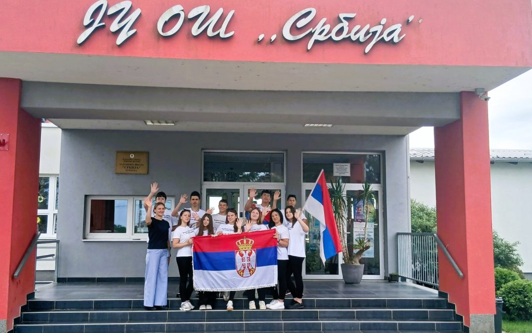 Збогом, основна школо – срећно, матуранти!