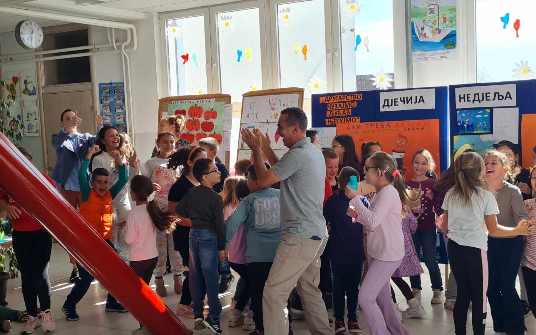 Приредба ученика I1 одјељења и драмско-рецитаторске секције поводом завршетка „Дјечије недјеље“