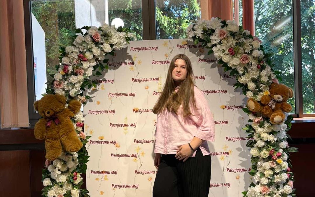 „Распјевани мај“ и наша распјевана Сњежана
